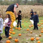DCS Kindergarten Students Visited Wickman Farms - 10/20/11